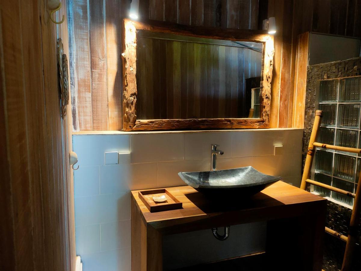 Little Lodge Villa Джили Трауанган Екстериор снимка