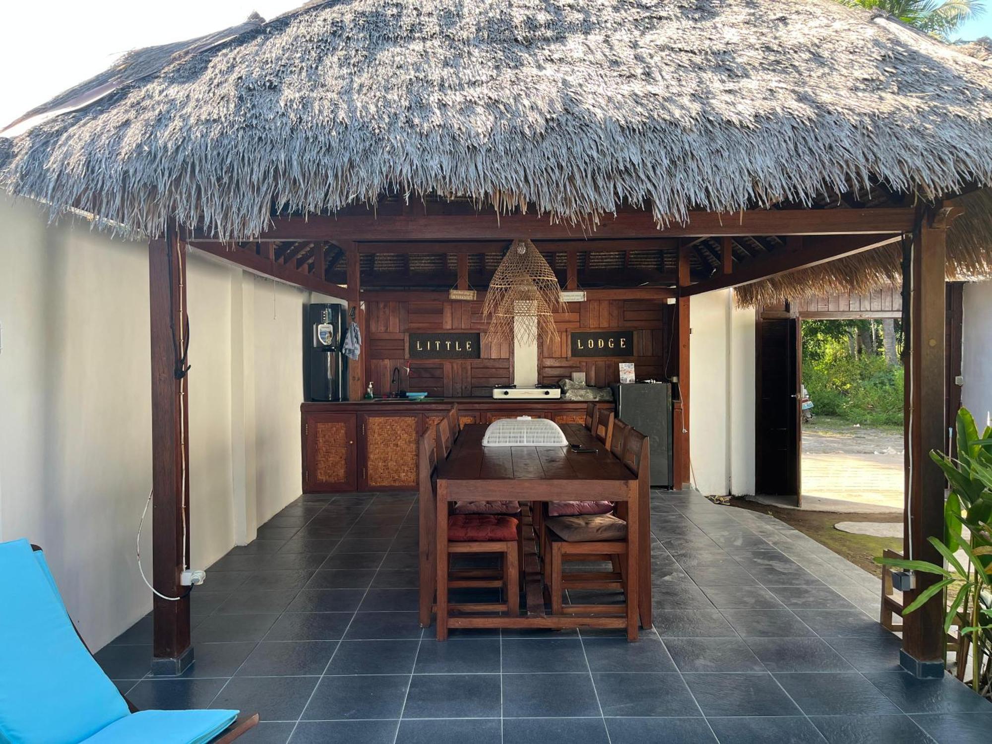 Little Lodge Villa Джили Трауанган Екстериор снимка